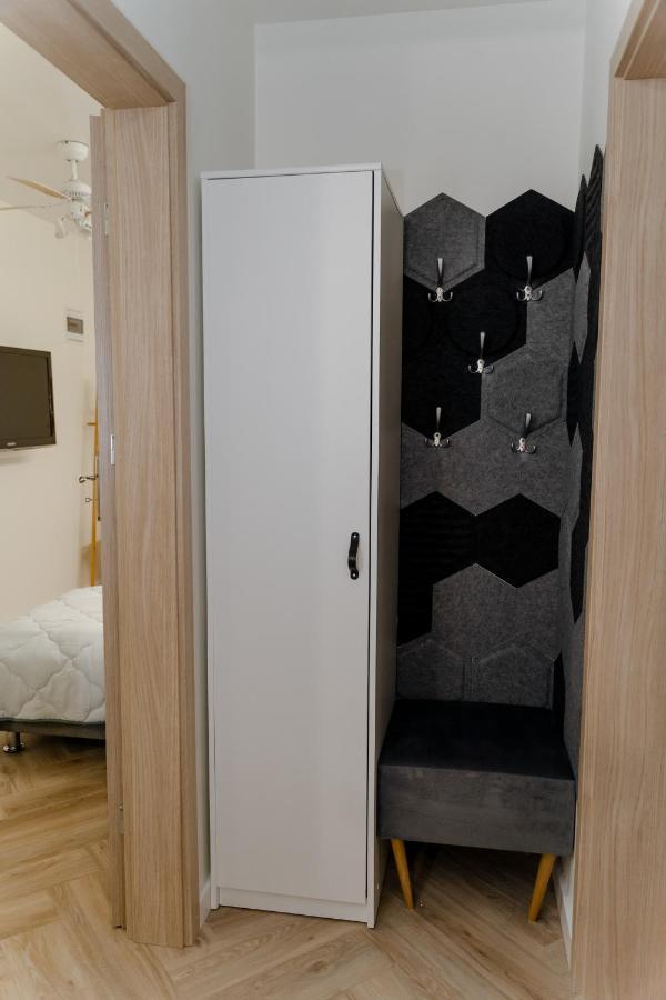 Apartament Zeromskiego 1 ซานดอเมียร์ช ภายนอก รูปภาพ